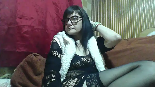 Snapshot of AlanaLaDream chatting on 02.26.25 AlanaLaDream online show from 02.26.25