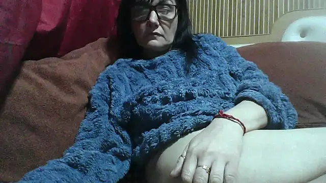 Snapshot of AlanaLaDream chatting on 03.15.25 AlanaLaDream online show from 03.15.25