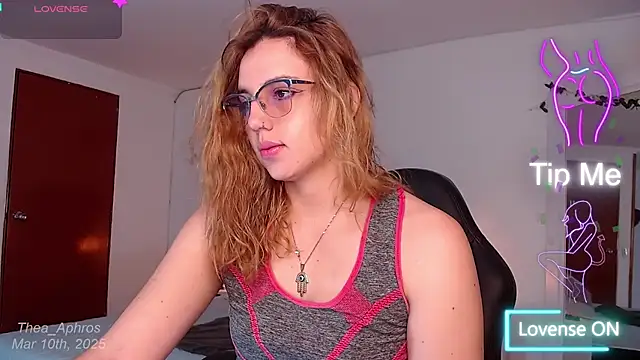 Snapshot of Thea_Aphros_ chatting on 03.11.25 Thea Aphros online show from 03.11.25