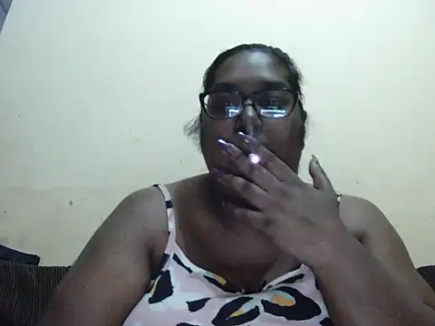 Sexy Tigress26 online show from 10.19.25