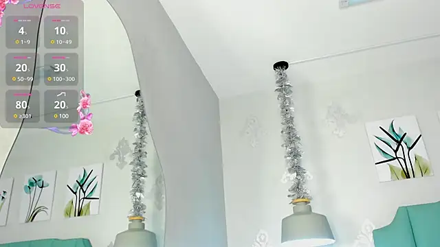 Khenta Michells online show from 03.11.25