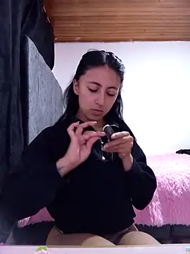 Gisell s online show from 01.07.25