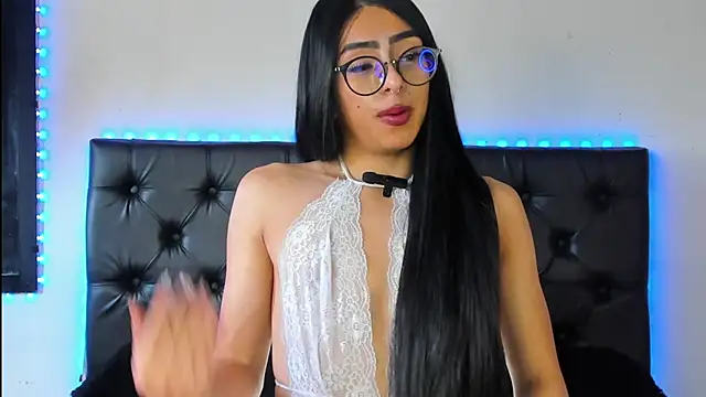 Snapshot of Skyler__blue4 chatting on 01.12.25 Skyler  blue4 online show from 01.12.25