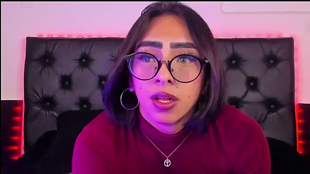 Snapshot of Skyler__blue4 chatting on 02.01.25 Skyler  blue4 online show from 02.01.25