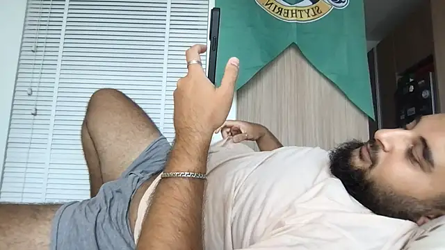 Snapshot of teddy_alan chatting on 02.18.26 teddy alan online show from 02.18.26