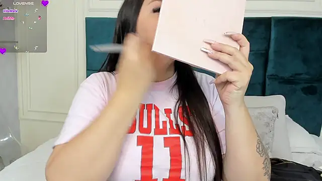 Charlotte Mayer online show from 01.16.25