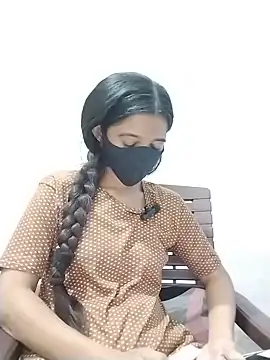 Snapshot of Cute-Ridhima chatting on 06.20.26 Cute-Ridhima online show from 06.20.26