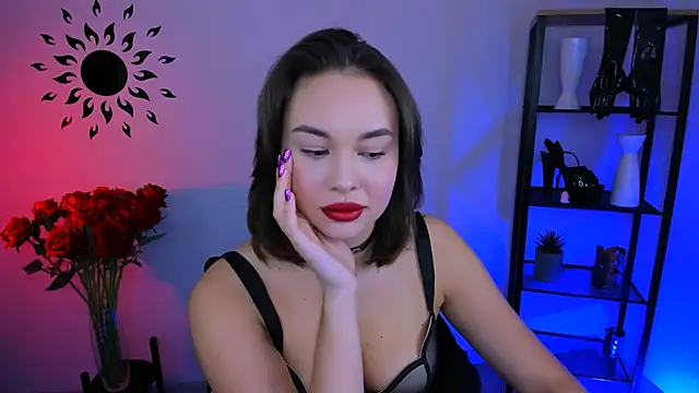 Snapshot of JaneWyatt chatting on 12.20.24 JaneWyatt online show from 12.20.24