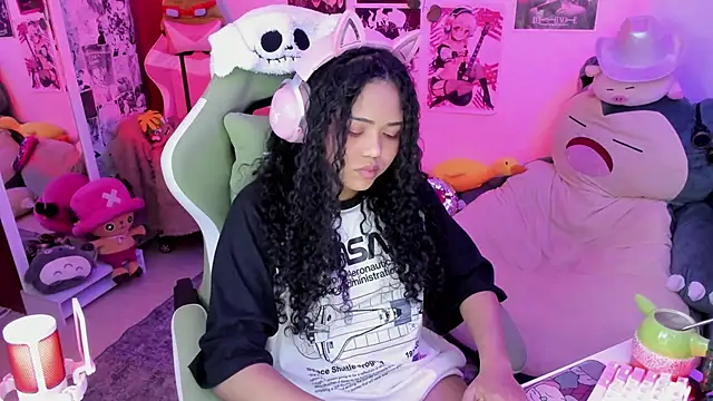 Snapshot of anyburkee chatting on 03.14.26 anyburkee online show from 03.14.26