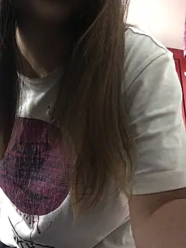 Snapshot of Miss_oliviaa chatting on 12.29.24 Miss oliviaa online show from 12.29.24
