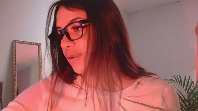 Snapshot of Miss_oliviaa chatting on 02.22.25 Miss oliviaa online show from 02.22.25
