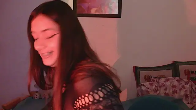 Snapshot of Miss_oliviaa chatting on 03.20.25 Miss oliviaa online show from 03.20.25