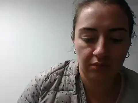  karlie kloss  online show from 12.24.24