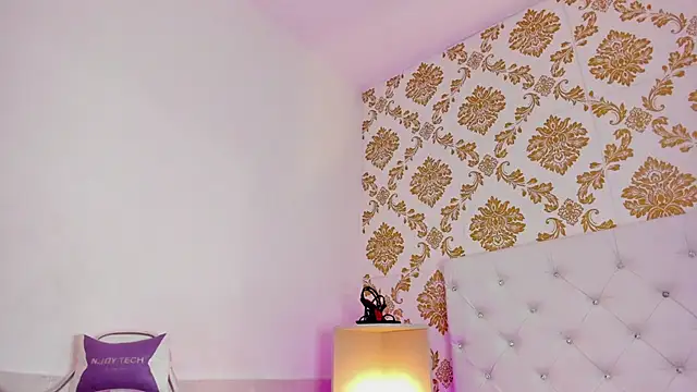emaa lambert online show from 06.24.26