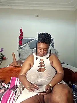 ThickianaRider online show from 05.10.26