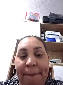 Snapshot of MirandaSoto chatting on 01.29.25 MirandaSoto online show from 01.29.25