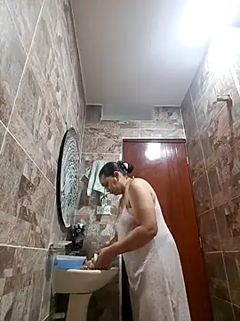 MirandaSoto online show from 01.18.26