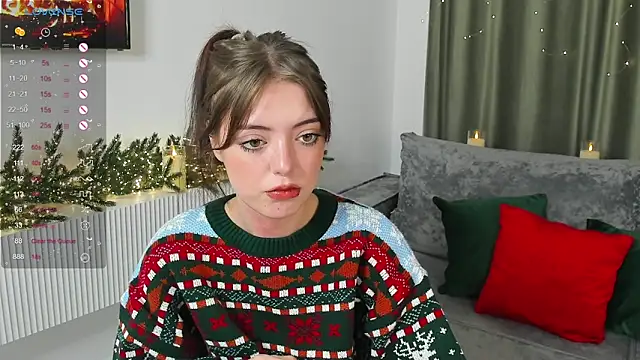 Snapshot of ellyford chatting on 12.11.24 ellyford online show from 12.11.24