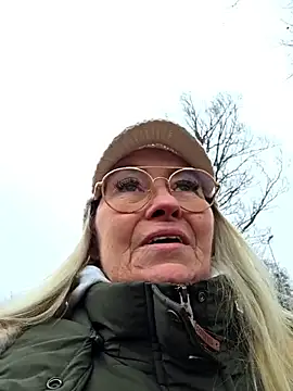 Snapshot of lisalustjouw chatting on 02.05.26 lisalustjouw online show from 02.05.26