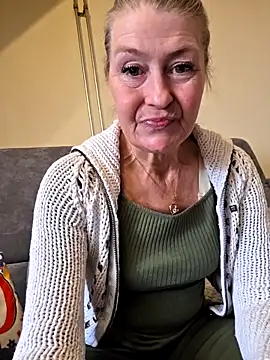 Snapshot of lisalustjouw chatting on 03.11.26 lisalustjouw online show from 03.11.26