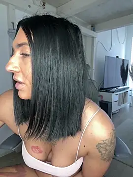 IntiMia online show from 03.13.26