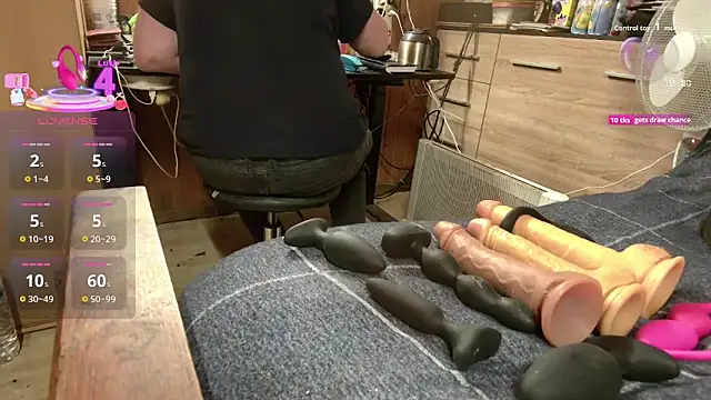 misteryman1956 online show from 10.07.25