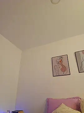 VictoriaEvaans  online show from 09.30.25