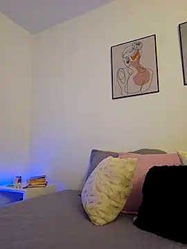 VictoriaEvaans  online show from 10.09.25