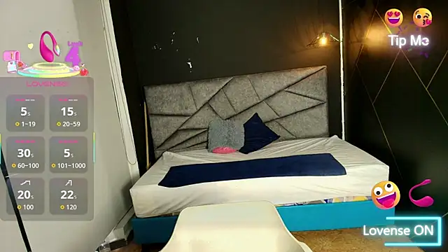 NatashaMason  online show from 10.03.25