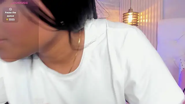 nicole  parker1 online show from 03.11.25