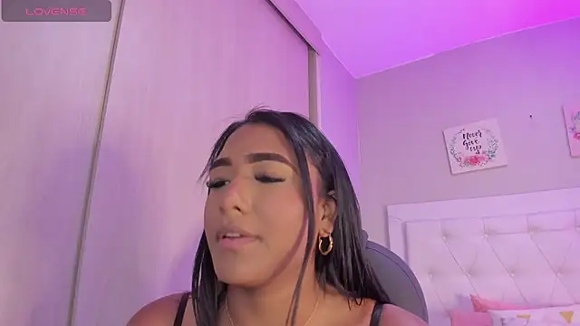 nicole  parker1 online show from 06.23.26