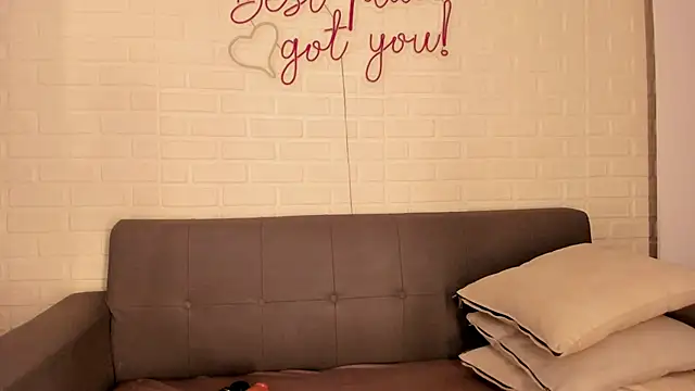 Snapshot of karina_gomez_18 chatting on 01.06.26 karina gomez 18 online show from 01.06.26