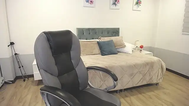 Nami sunny online show from 01.21.25