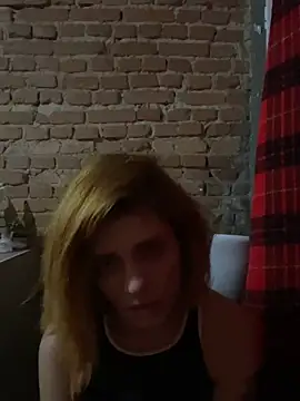 Snapshot of spacegirlll chatting on 02.23.26 spacegirlll online show from 02.23.26