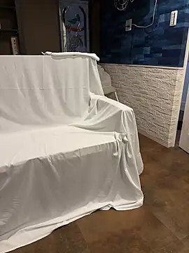 Hideen-real-face online show from 02.14.26