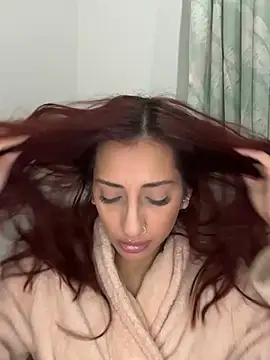 julialupato1606 online show from 02.05.26