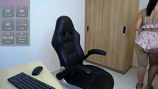 karoll marquez online show from 02.01.26