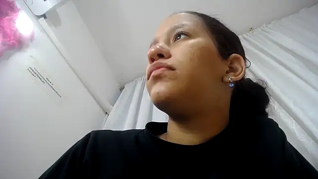 LAURA SMIITH online show from 02.12.25