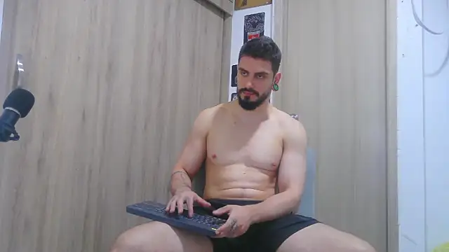 Aaron kwok28 online show from 11.14.25