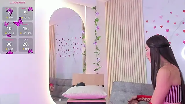 Snapshot of Aria_montgomeri chatting on 03.11.25 Aria montgomeri online show from 03.11.25