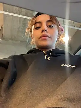 Katee Jones online show from 01.08.25