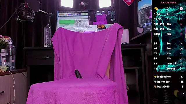 Raissa sky26 online show from 03.17.25