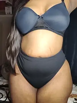 Snapshot of susmithasushi81 chatting on 03.23.26 susmithasushi81 online show from 03.23.26