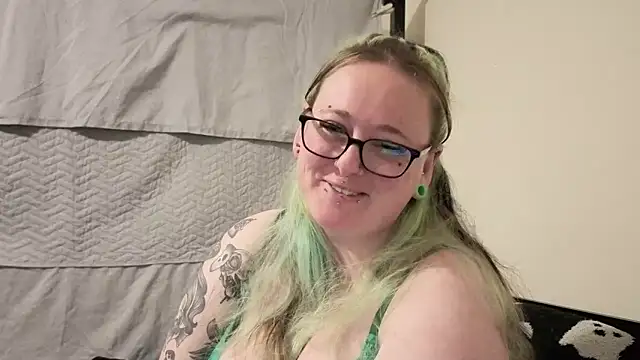 Bunny Cummings online show from 05.12.26