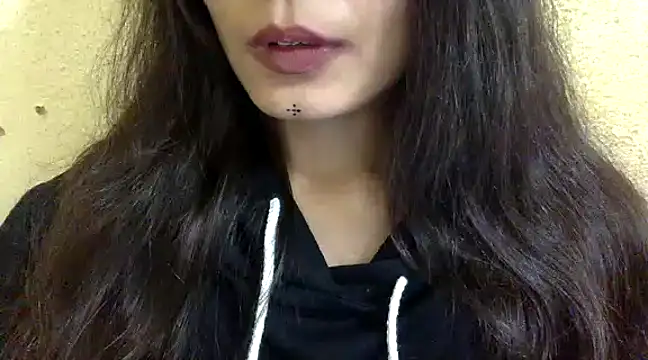 Snapshot of krati74 chatting on 01.16.25 krati74 online show from 01.16.25