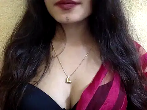 Snapshot of krati74 chatting on 02.04.25 krati74 online show from 02.04.25