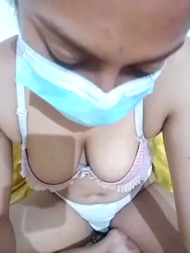 Snapshot of Thakshi_angel chatting on 01.06.25 Thakshi angel online show from 01.06.25