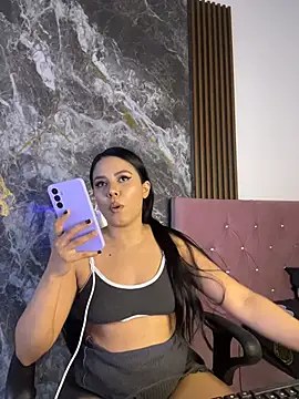 Snapshot of nicol_jone1 chatting on 06.28.26 nicol jone1 online show from 06.28.26