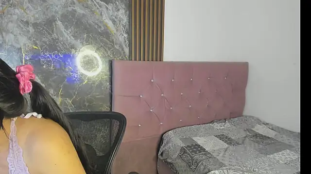 Snapshot of nicol_jone1 chatting on 07.23.26 nicol jone1 online show from 07.23.26