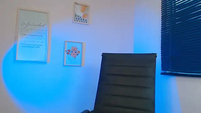 Snapshot of lucy_diiaz chatting on 01.21.25 lucy diiaz online show from 01.21.25